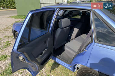 Седан Daewoo Nexia 2009 в 
