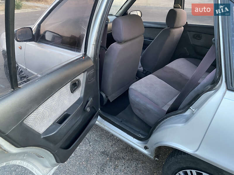 Седан Daewoo Nexia 2012 в Коблевому