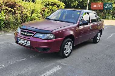 Седан Daewoo Nexia 2011 в Киеве