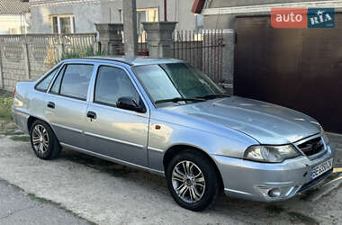 Седан Daewoo Nexia 2012 в Черноморске