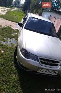 Седан Daewoo Nexia 2008 в 