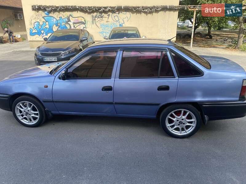 Седан Daewoo Nexia 2008 в Дніпрі