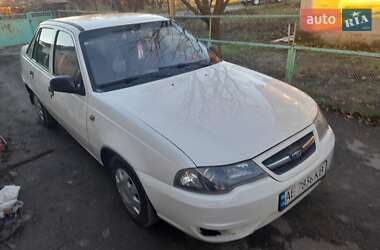 Седан Daewoo Nexia 2008 в Соленом