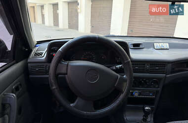 Седан Daewoo Nexia 2007 в 