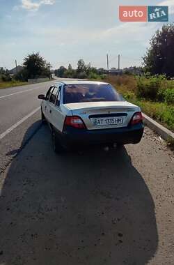 Седан Daewoo Nexia 2011 в 
