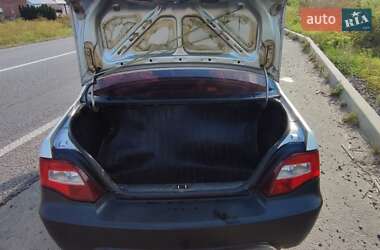 Седан Daewoo Nexia 2011 в 