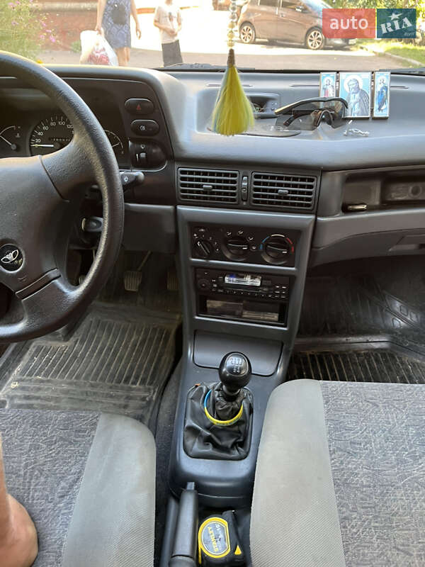 Седан Daewoo Nexia 2005 в Житомире фото 9 Седан Daewoo Nexia 2005 в Житомире