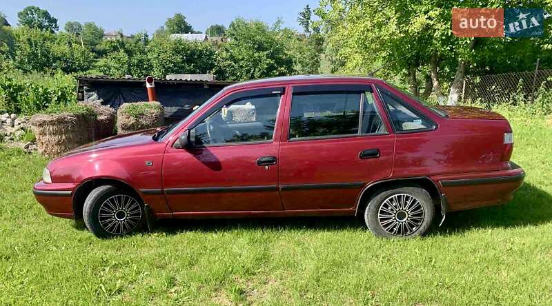 Седан Daewoo Nexia 2007 в Волочиске