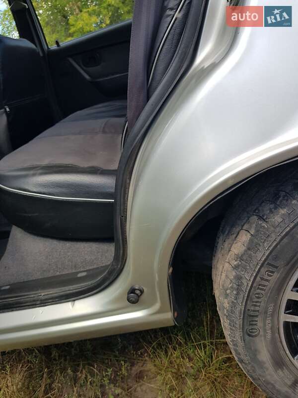 Седан Daewoo Nexia 2008 в Изюме