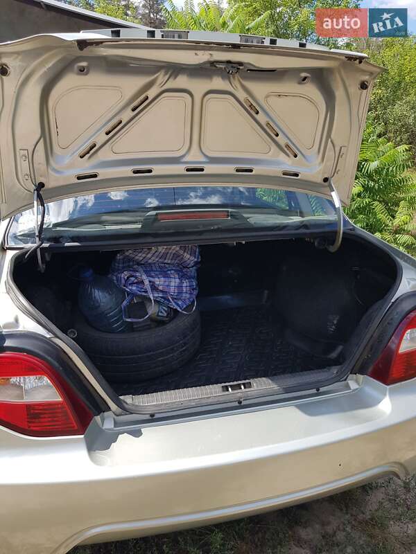 Седан Daewoo Nexia 2008 в Изюме