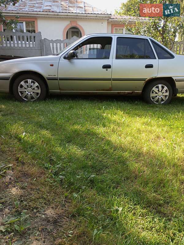 Седан Daewoo Nexia 2006 в Мені фото Седан Daewoo Nexia 2006 в Мені