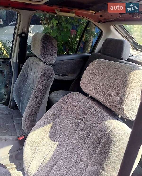 Седан Daewoo Nexia 1995 в 