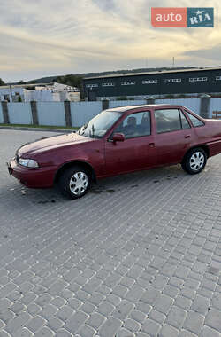 Седан Daewoo Nexia 1997 в 