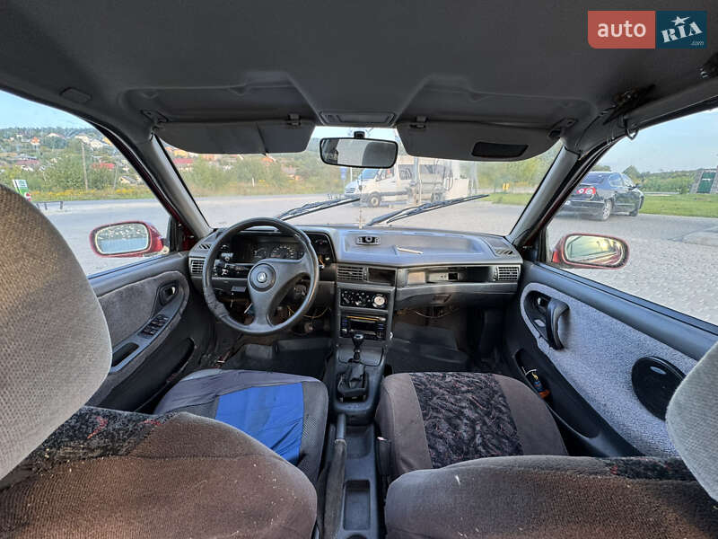 Седан Daewoo Nexia 1997 в Бережанах