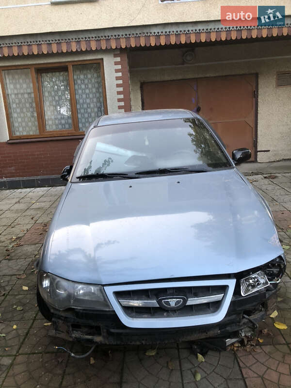 Седан Daewoo Nexia 2011 в Галиче
