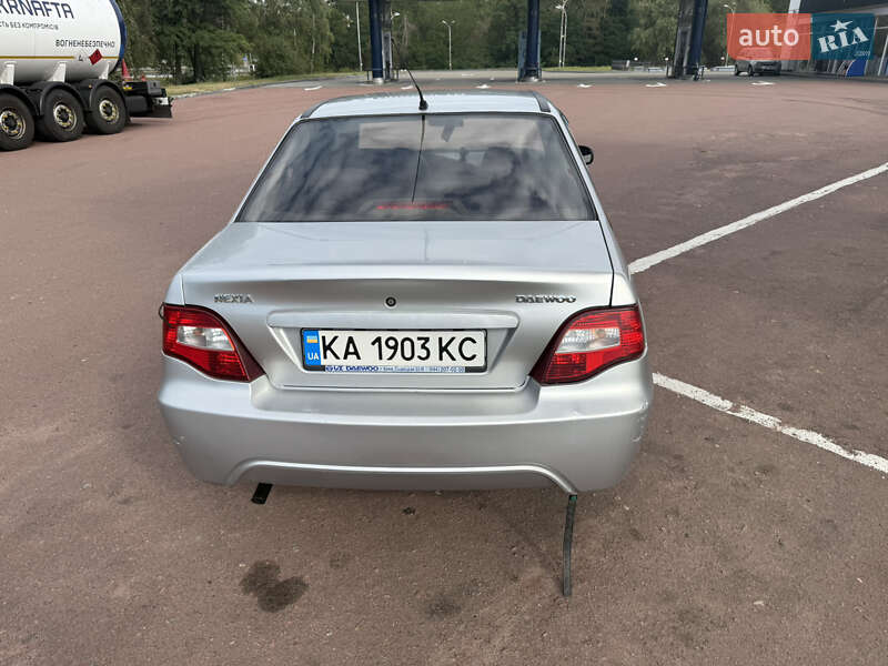 Седан Daewoo Nexia 2012 в Полтаве