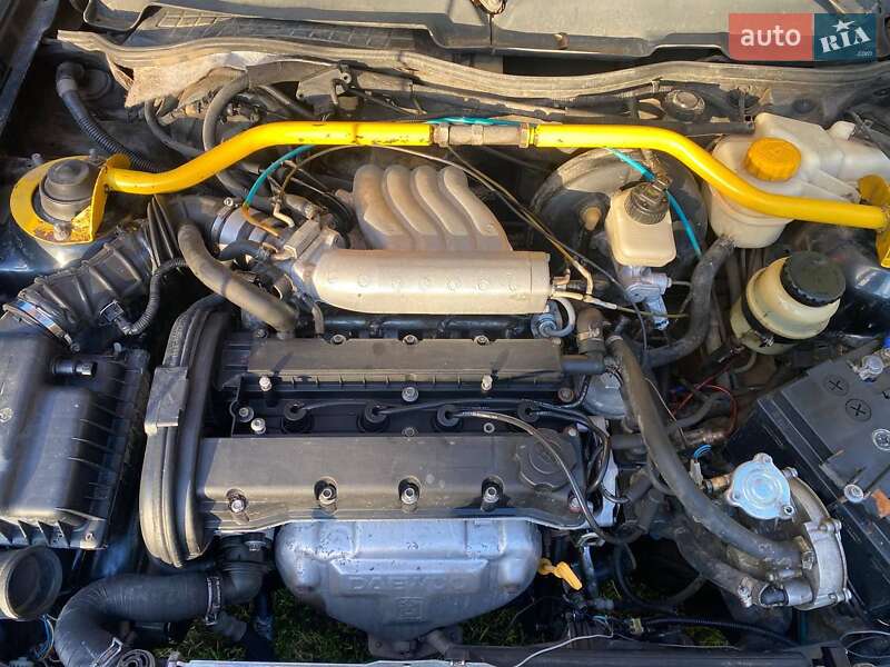 Седан Daewoo Nexia 2008 в Стрые