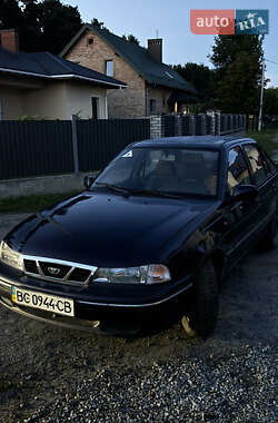 Седан Daewoo Nexia 2008 в Львове