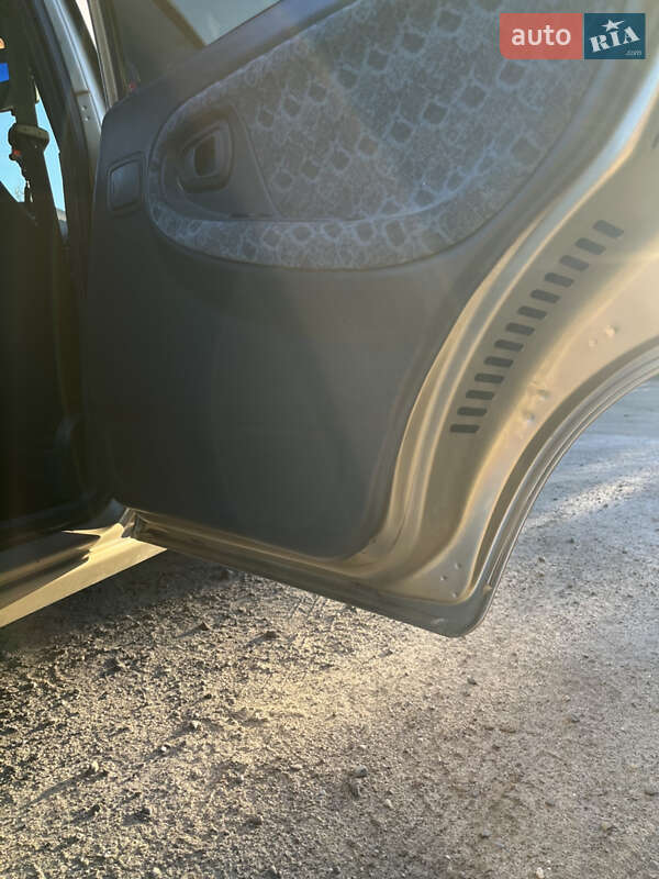 Седан Daewoo Nexia 2007 в Новояворівську