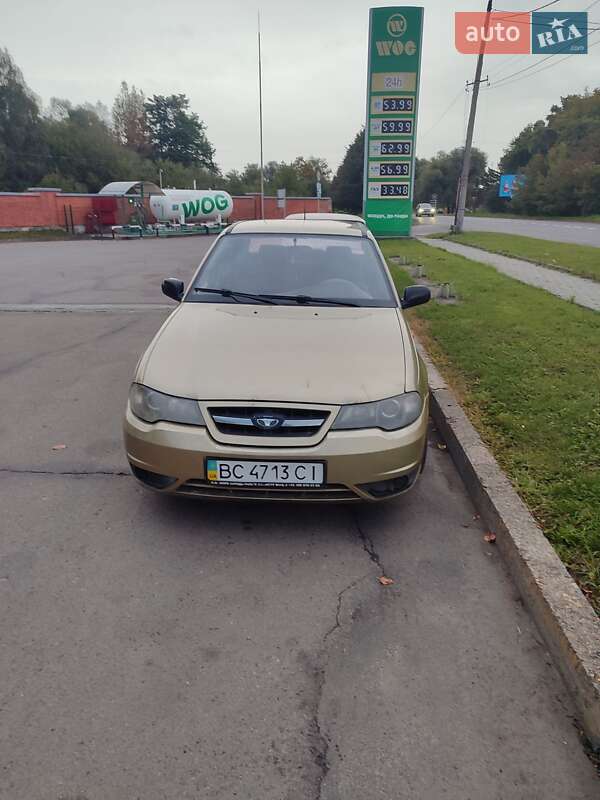 Daewoo Nexia 2010