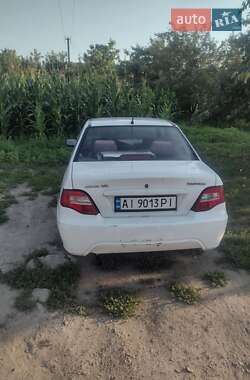 Седан Daewoo Nexia 2012 в Пирятині