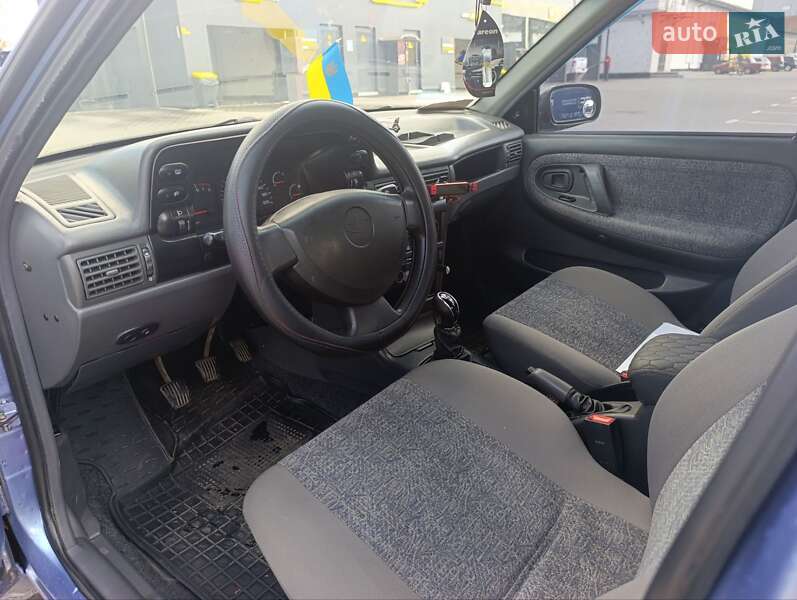 Седан Daewoo Nexia 2008 в Виннице