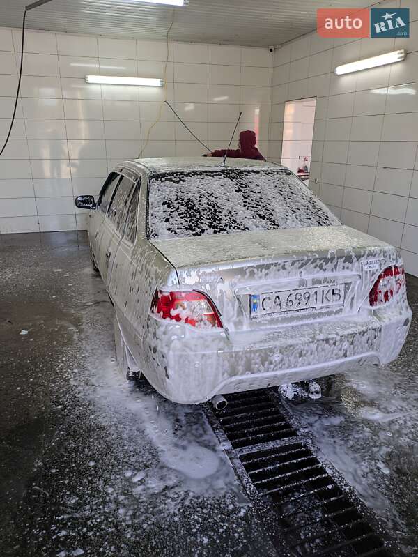 Седан Daewoo Nexia 2008 в Измаиле