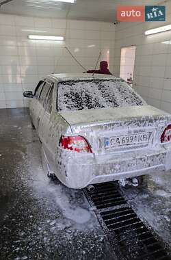 Седан Daewoo Nexia 2008 в 
