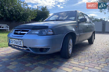 Седан Daewoo Nexia 2012 в 