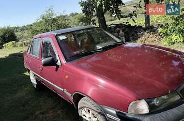 Седан Daewoo Nexia 2008 в 