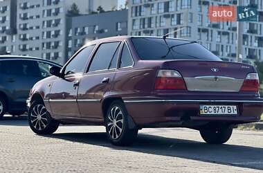 Седан Daewoo Nexia 2008 в 