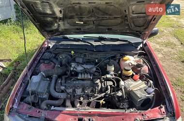 Седан Daewoo Nexia 2012 в 