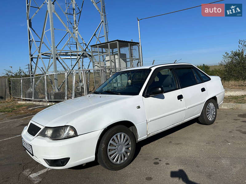 Седан Daewoo Nexia 2012 в Николаеве