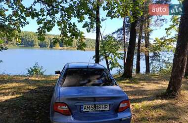 Седан Daewoo Nexia 2008 в 