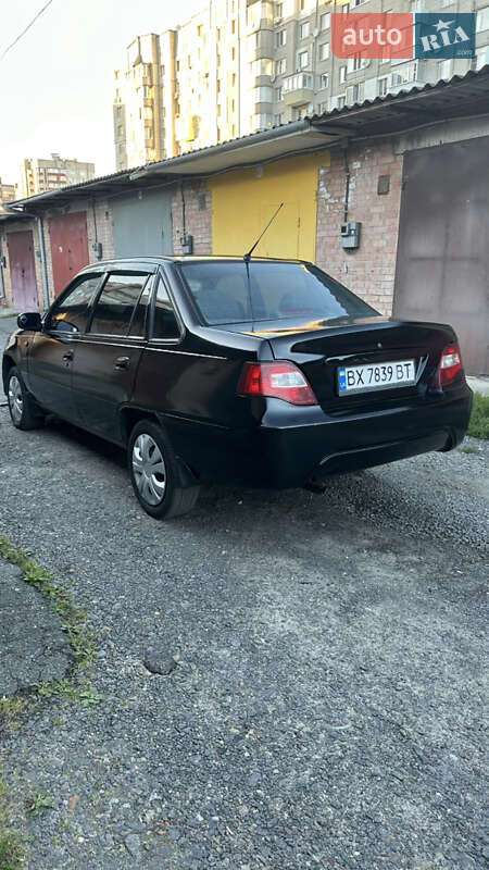 Седан Daewoo Nexia 2011 в Хмельницком