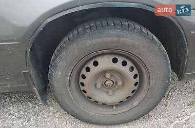 Седан Daewoo Nexia 1999 в 