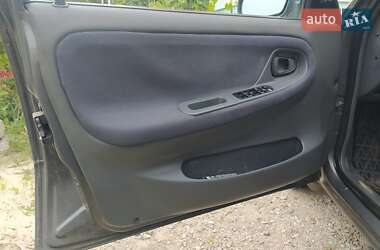 Седан Daewoo Nexia 1999 в 