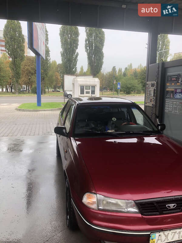 Седан Daewoo Nexia 2007 в Вишневом фото 2 Седан Daewoo Nexia 2007 в Вишневом