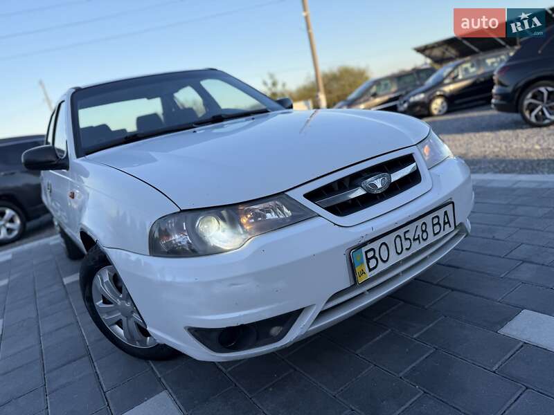 Седан Daewoo Nexia 2011 в Дрогобыче