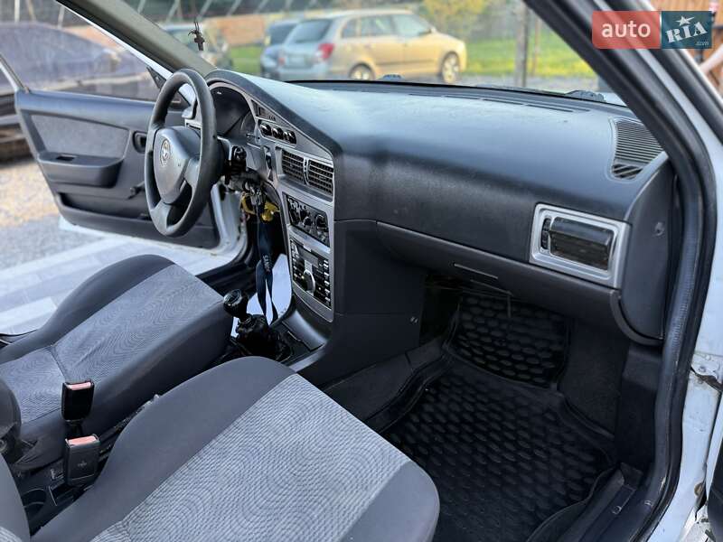 Седан Daewoo Nexia 2011 в Дрогобыче
