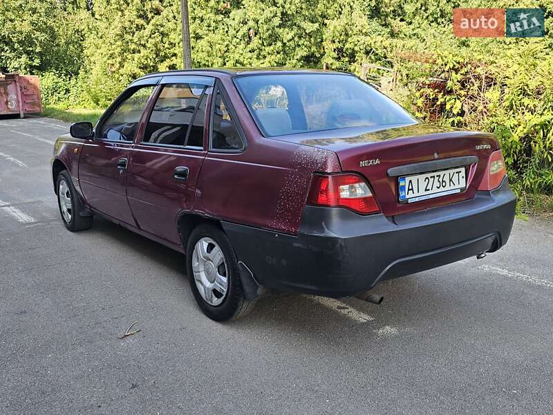 Седан Daewoo Nexia 2011 в Киеве