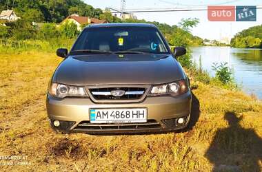 Седан Daewoo Nexia 2008 в Житомире