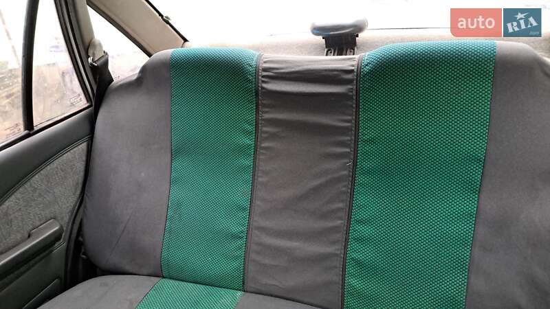 Седан Daewoo Nexia 2005 в Бобринце