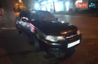 Седан Daewoo Nexia 2008 в 