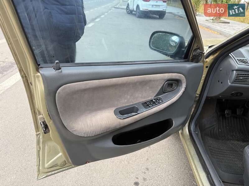Седан Daewoo Nexia 2006 в Миколаєві