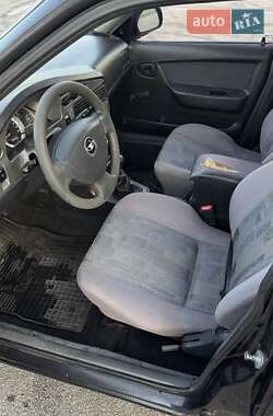 Седан Daewoo Nexia 2012 в 