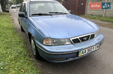 Седан Daewoo Nexia 2008 в 