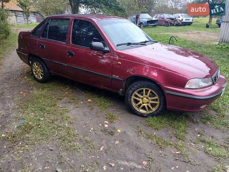 Седан Daewoo Nexia 2008 в 