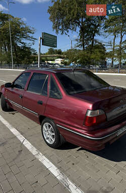 Седан Daewoo Nexia 2007 в 
