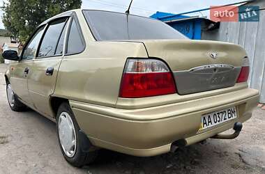 Седан Daewoo Nexia 2006 в 